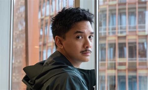 Baskara Mahendra - Biodata, Profil, Fakta, Umur, Agama, Istri - muktibox.com