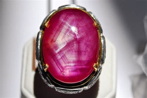 Batu Ruby Asli - Wahyu Mulia - wintechmobiles.com