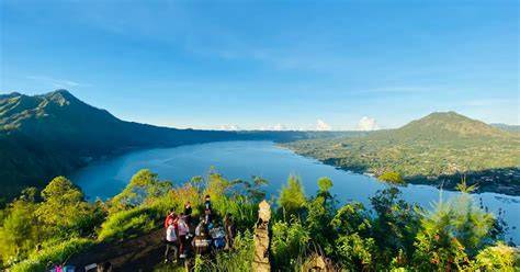 Batur Caldera, Indonesia | Dr John Seach - raincitystudios.com
