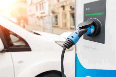 BC Hydro bids to raise EV charging fees, but customers say time-based fees are unfair