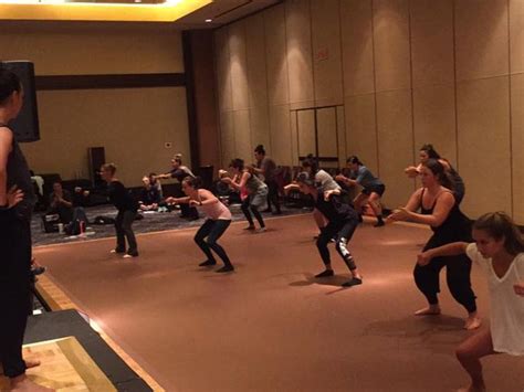 BEGINNER MODERN CENTER WARMUP & ACROSS … - muktibox.com