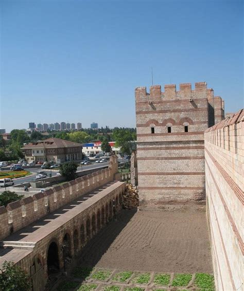 Benteng Bizantium - wintechmobiles.com