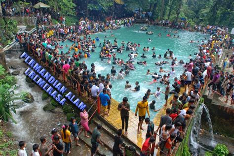 Berendam di 10 Pemandian Air Panas di Indonesia Dipercaya - wintechmobiles.com