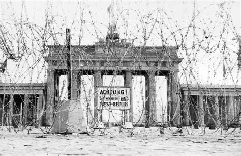 Berlin crisis of 1961 | Facts, Significance, & Outcome - wintechmobiles.com