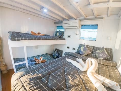 Berthing Kapal - coolestguyplanet.net
