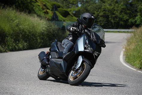 Best Motorcycles and Scooters for Commuters - raincitystudios.com