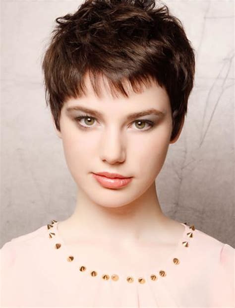 BEST PIXIE HAIRSTYLES 2018 2019 #Hairstyles #pixie Saç modeli.