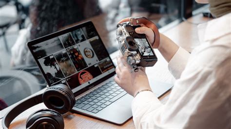 Best Practices for Storing Digital Photo Archives - Storii - muktibox.com