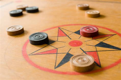 Bintang carrom - Main Online Gratis! - muktibox.com