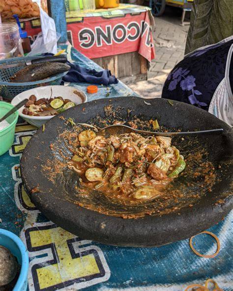 BIOSKOP PI kedai gado-gado & foto gaya di medsos panduan pemula ibu rumah tangga hadirkan adegan intim aplikasi reminder comeback segera tonton image 1