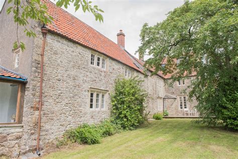 BLACKERS HILL FARMHOUSE, Chilcompton - 1058730