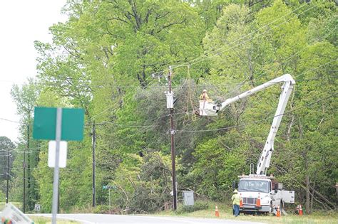 BLOG: Morning storm brings power outages