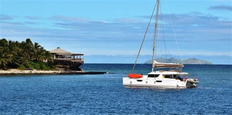 Boat and sailing charters around Fiji - wintechmobiles.com
