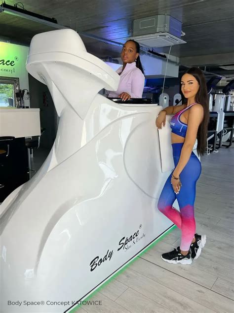 Body and space - Royal Academy of Arts - muktibox.com