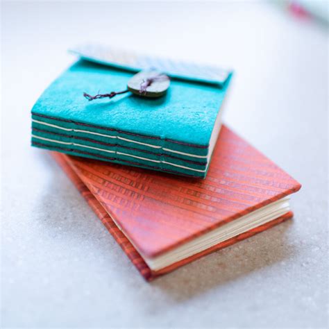 Book Binding for Beginners: From Ancient Scrolls to Modern ... - JCCFS - muktibox.com