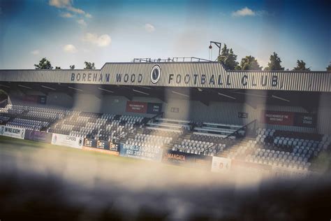 Boreham Wood F.C. - coolestguyplanet.net