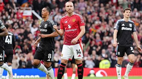 Bournemouth vs Man United - live score, predicted lineups and - muktibox.com