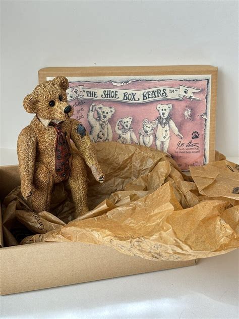 BOYDS - THE AMAZING JOINTED SHOE BOX BEAR …