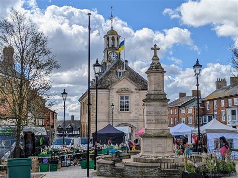 Brackley Town - BBC - coolestguyplanet.net
