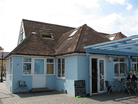 BREEZES CAFE, Fareham - Updated 2024 Restaurant Reviews ... - Tripadvisor