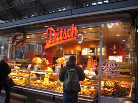 BREZELBÄCKEREI DITSCH - Pretzels - Hbf-Querbahnsteig, …