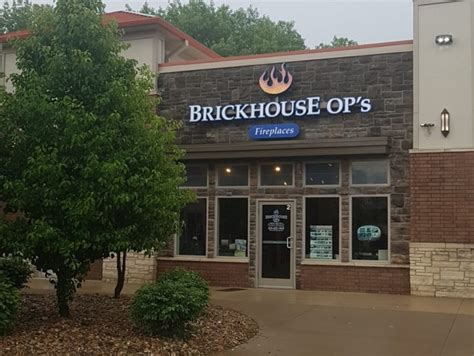 BRICK HOUSE OP’S - 710 Pacha Pkwy #2, North Liberty, IA …