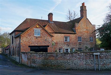 BRIDGE HOUSE, Chilton Foliat - 1365460 Historic England