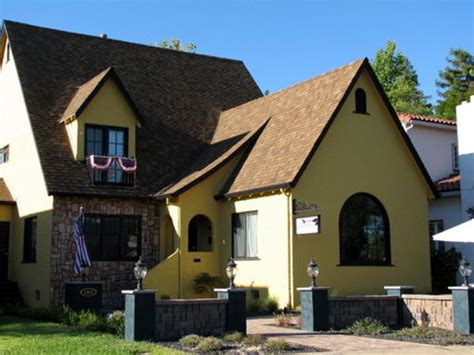 BRIDGE HOUSE BED AND BREAKFAST - B&B Reviews (Redding, …