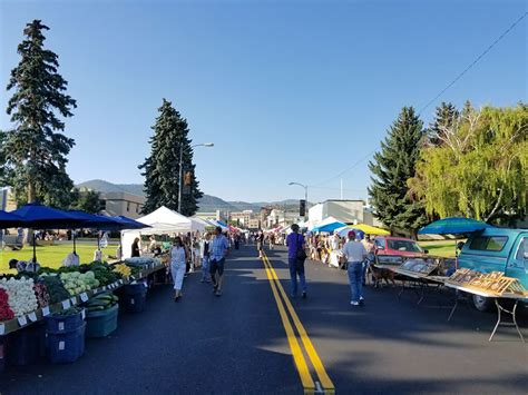 BROADWATER MARKET - HELENA, MT - Company Data