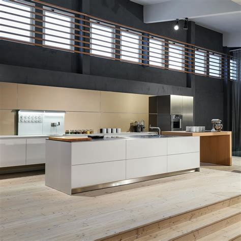 codini.rgarabwor.edu.pl. 