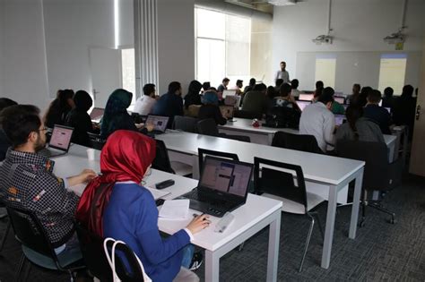 Başakşehir Living Lab’de Java ile Android Programlama Eğitimleri. 