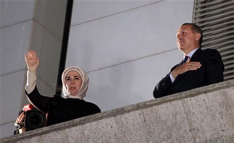 Başbakan Recep Tayyip Erdoğan’ın balkon konuşması (video). 