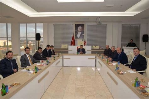 Başkan Büyükkılıç, ilçe belediye başkanlarıyla bir araya geldis