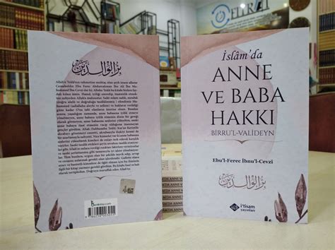 Baba Hakkı Simurg Kitabevi.