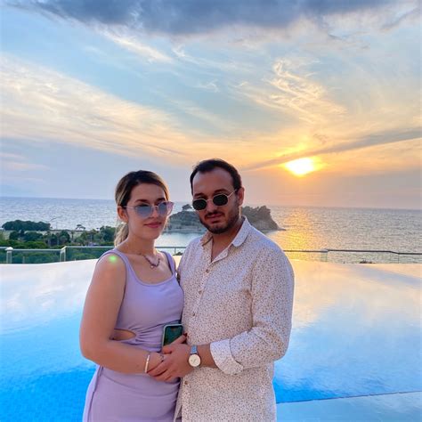 veodersti.rgarabwor.edu.pl. 