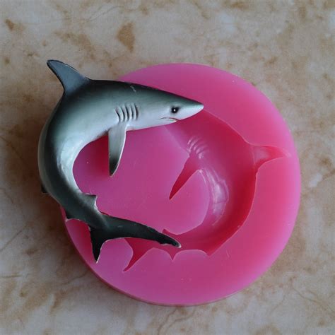 Baby Shark Cake Mold - Etsy