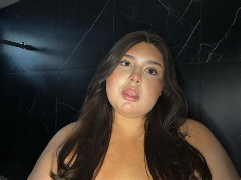 Babyariaraee Onlyfans Leaked 🔥 (SEX)