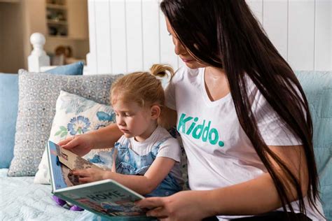 Babysitters Gold Coast: Browse top rated sitters near you!