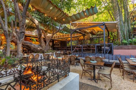 Bacari silver lake. The new Bacari restaurant has made its way to Silver Lake’s former Cliff’s Edge space on Sunset. “California Live” visits the beautiful space that features Mediterranean seasonal small ... 