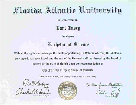 A Bachelor of Science degree offers students a more specialized education in their major. Generally, a BS degree requires more credits than a BA degree because a BS degree is more focused in the specific major. Students are required to focus on studying their major at a more in-depth level. Students have fewer chances to take classes outside of .... 