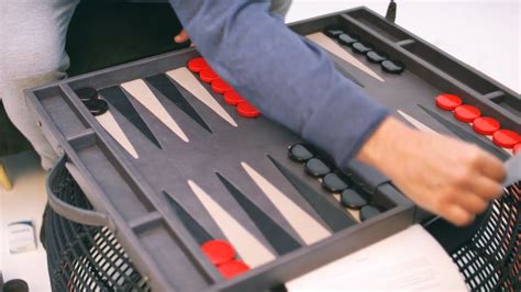 Backgammon Bearing Off: Master the Art of Finishing Strong