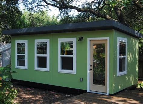 Backyard workroom. The Space You Deserve. Wellmade provides transformative home offices, art studio sheds, and Accessory Dwelling Unit (ADU) solutions for busy professionals, artists, and families. We handle everything - from start to finish. Get your backyard office, studio shed, or ADU today! 