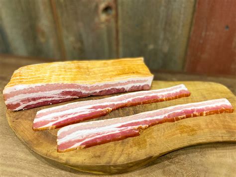 Aug 21, 2007 · 0.17g. Protein. 4.44g. There are 65 calories in 1 thick slice of Bacon. Calorie breakdown: 71% fat, 1% carbs, 28% protein. . 
