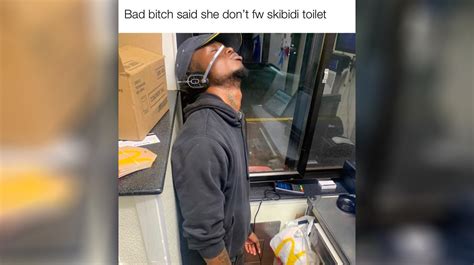 45 likes, 8 comments - faux_phlegm on October 5, 2023: "bad bitch said she dont fw skibidi toilet 臘‍♀️ #Awkward".. 