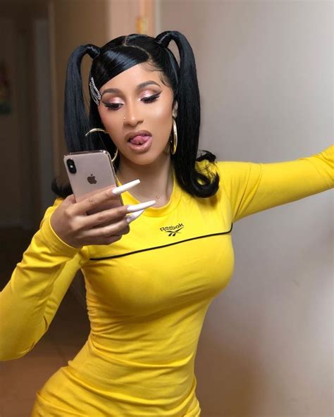 Baddie Cardi B Outfits, Rapper Cardi B appeared in court today