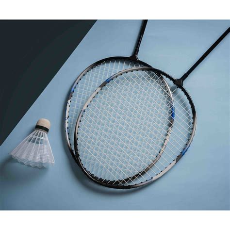Badminton raketi özellikleri