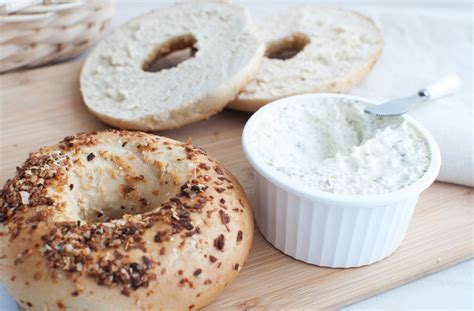 Bagel schmear. A bagel with lox and a schmear of cream cheese is the most common option. Besides lox, it is very common to have: Tuna fish or egg salad. Eggs or tuna mixed with mayonnaise, celery, onion or garlic and … 