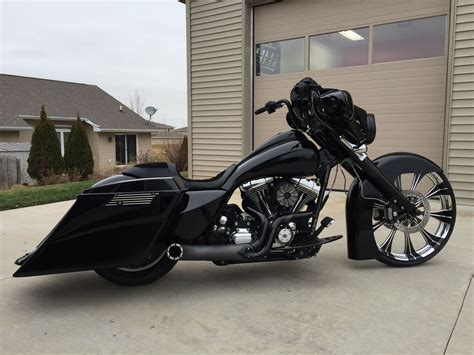 Available Colors. (2) Black. (2) Red. (1) Green. (1) White. Browse Custom Bagger Motorcycles. View our entire inventory of New or Used Custom Bagger Motorcycles. CycleTrader.com always has the largest selection of New or Used Custom Bagger Motorcycles for sale anywhere. close.. 