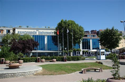 Bahçeşehir Üniversitesi - Şikayetvar