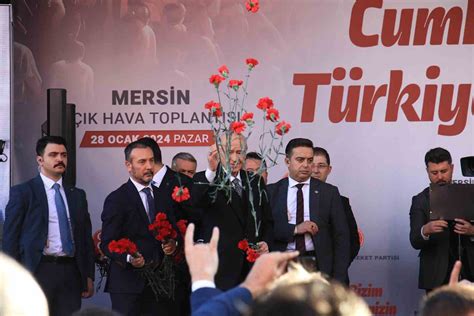 Bahçeli sahaya indi: Mersin’i Erdoğan’a hediye edecek misiniz?